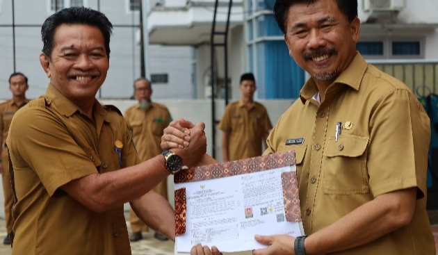 Pemkab Kukar Lakukan Pelepasan Purnatugas Kepala Dinas Koperasi dan UKM Tajuddin