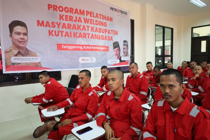 Puluhan Warga Lokal Ikuti Pelatihan Welder dan Alat Berat Garapan Distransnaker Kukar