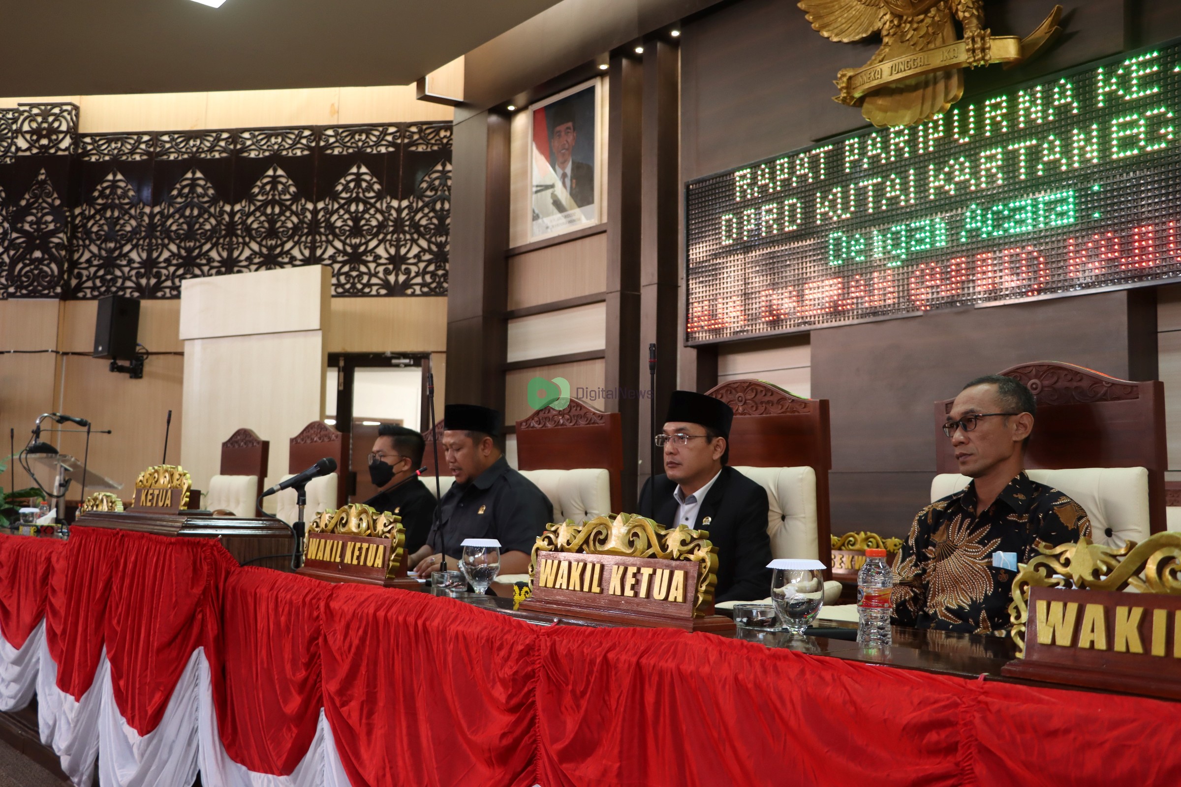 DPRD Sahkan KUA PPAS Perubahan 2022 Sebesar 6,014 Triliun 