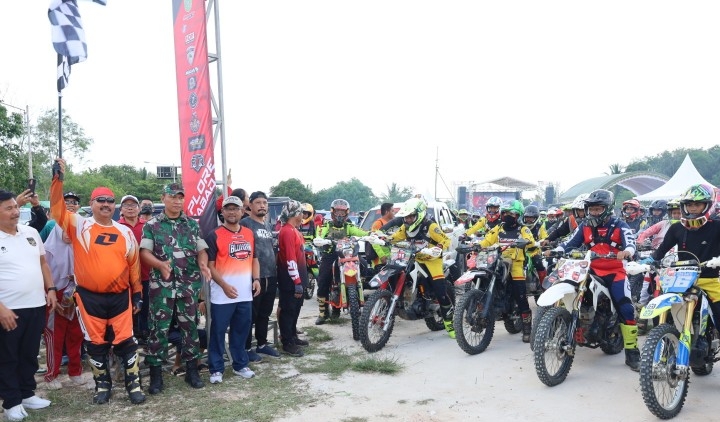 Dorong UMKM di Muara Badak, Bupati Kukar Lepas Rider Trail Blukar 2023