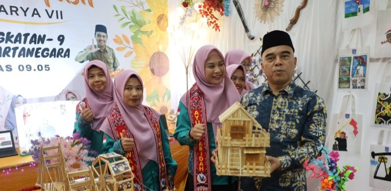 Lokakarya Program Pendidikan Guru Penggerak Pamerkan Hasil Kerajinan Sekolah-Sekolah Kukar