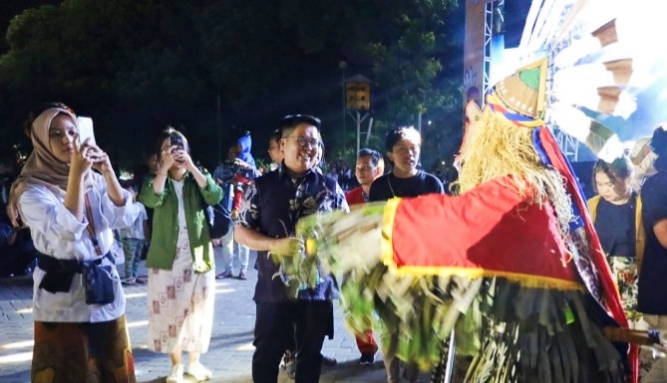 Wabup Rendi Ajak Pelajar Kukar di Malang Bersama Bangun Daerah Setelah Lulus