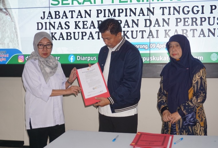 Aji Lina Rodiah Pensiun, Rinda Desianti Jabat Plt Kepala Diarpus Kukar
