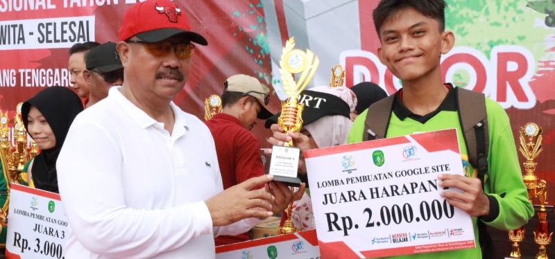 Bupati Kukar Imbau Guru dan Kepala Sekolah Terus Perhatikan Pengembangan Potensi Anak Didik