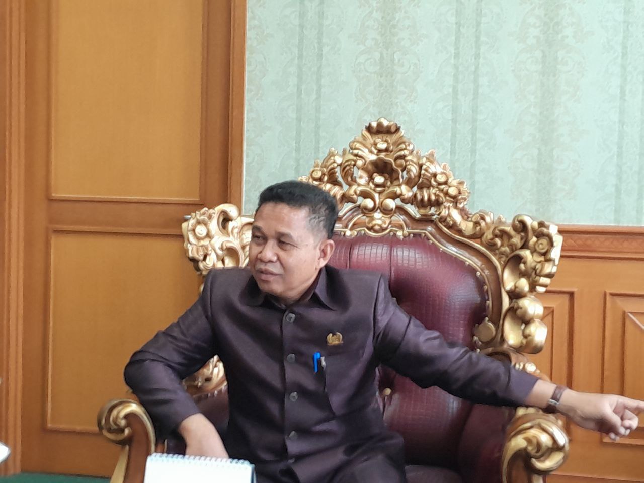 Ketua DPRD Kutim Joni Perjuangkan Aspirasi Warga Teluk Pandan dalam Reses di Desa Danau Redan