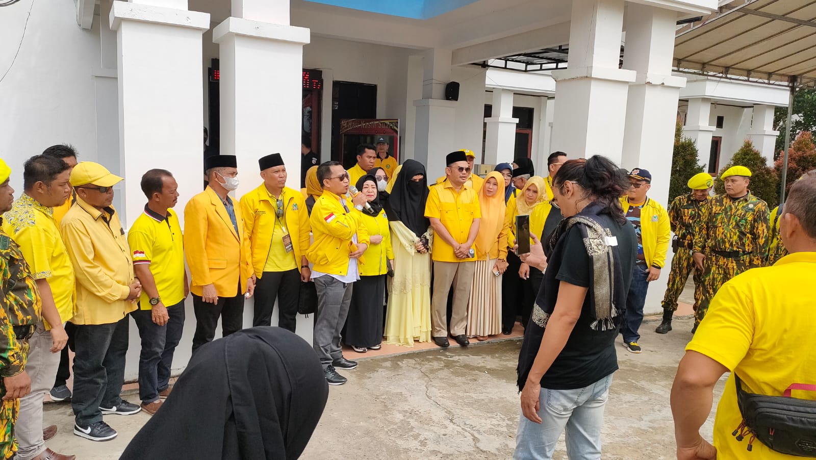 Golkar Kukar Daftar Ke KPU Hari ini (Minggu 14/05) - Konvoi padati Jalan-jalan Tenggarong 