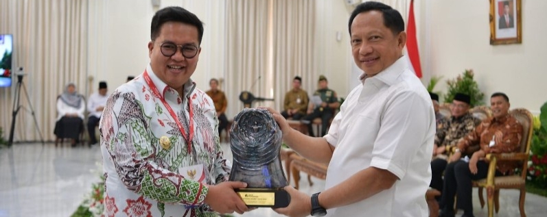 Serius Dukung Jaminan Sosial Ketenagakerjaan, Pemkab Kukar Diganjar Paritrana Award