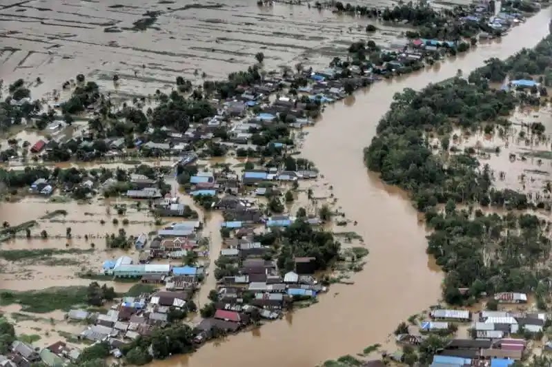 Banjir , akibat pembangunan kapitalistik